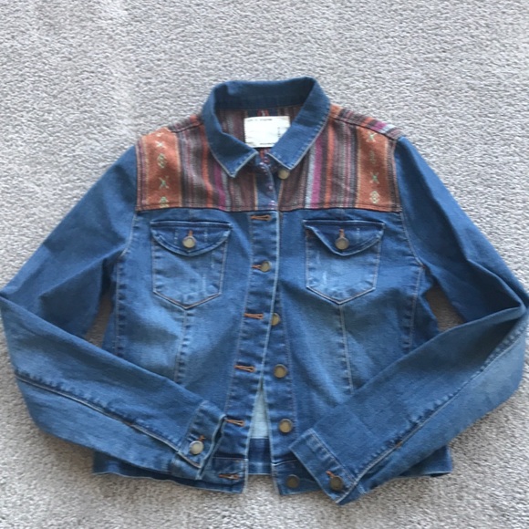 Denim jacket with southwest trim M - Picture 1 of 4